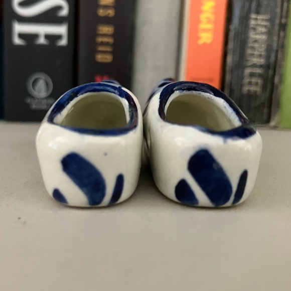 Pair of Delft of Holland mini clogs - Picture 5 of 8